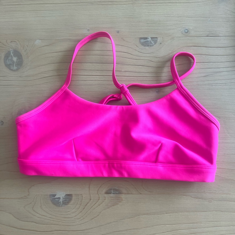 ALO Airlift Intrigue Bra - hot pink size Small
